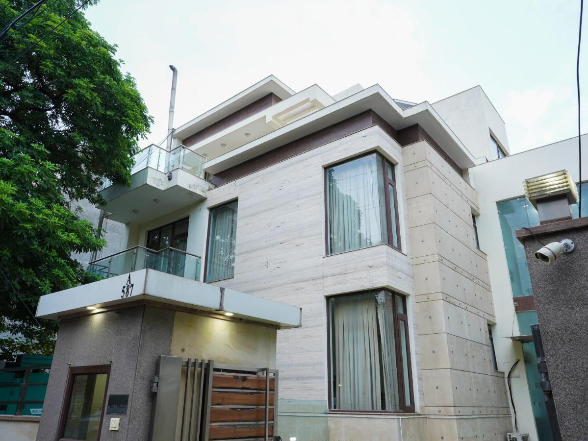 Lime Tree Hotel Sushant Lok Gurgaon Sector 29 Next To Iffco Chowk Metro ภายนอก รูปภาพ