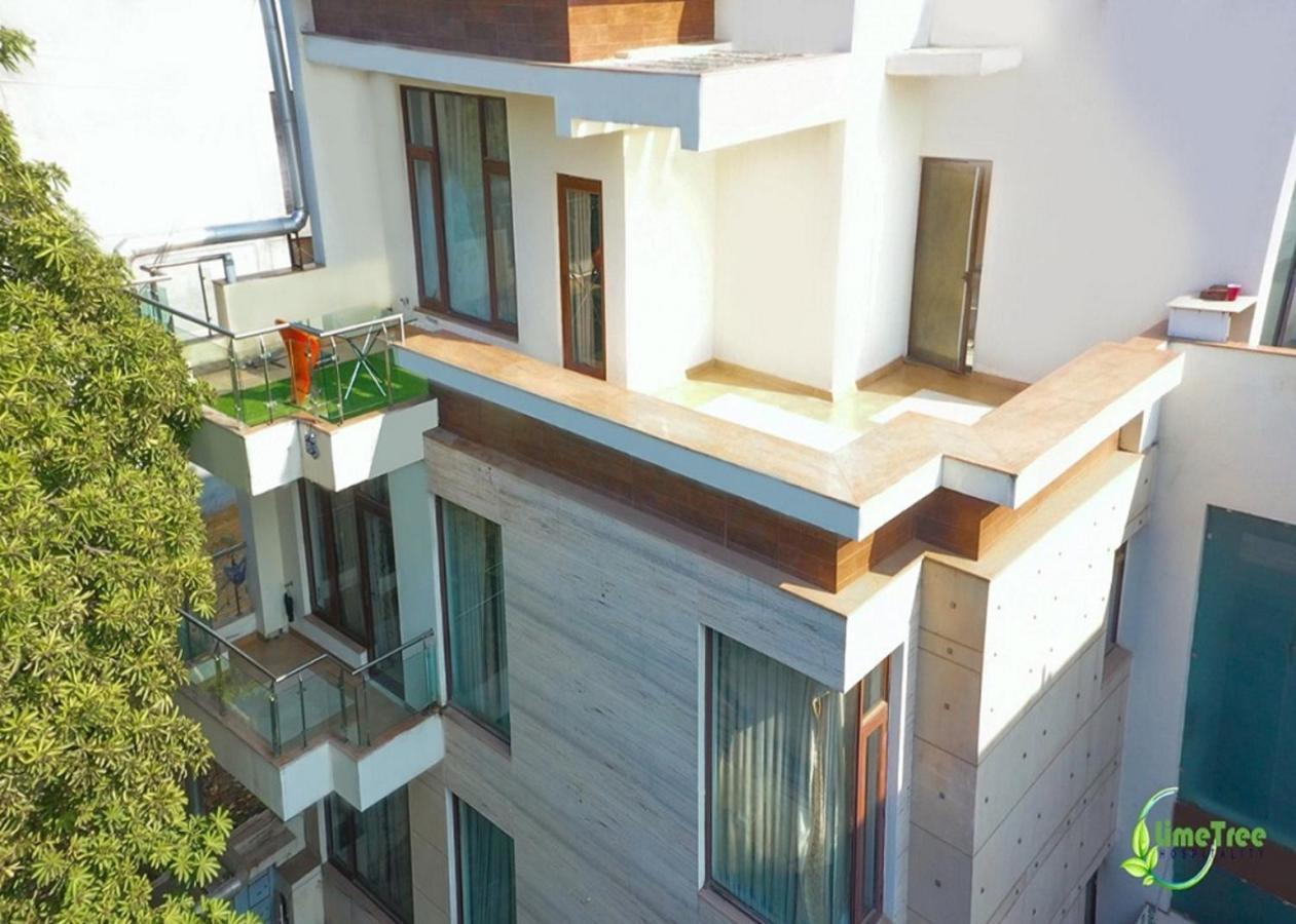 Lime Tree Hotel Sushant Lok Gurgaon Sector 29 Next To Iffco Chowk Metro ภายนอก รูปภาพ